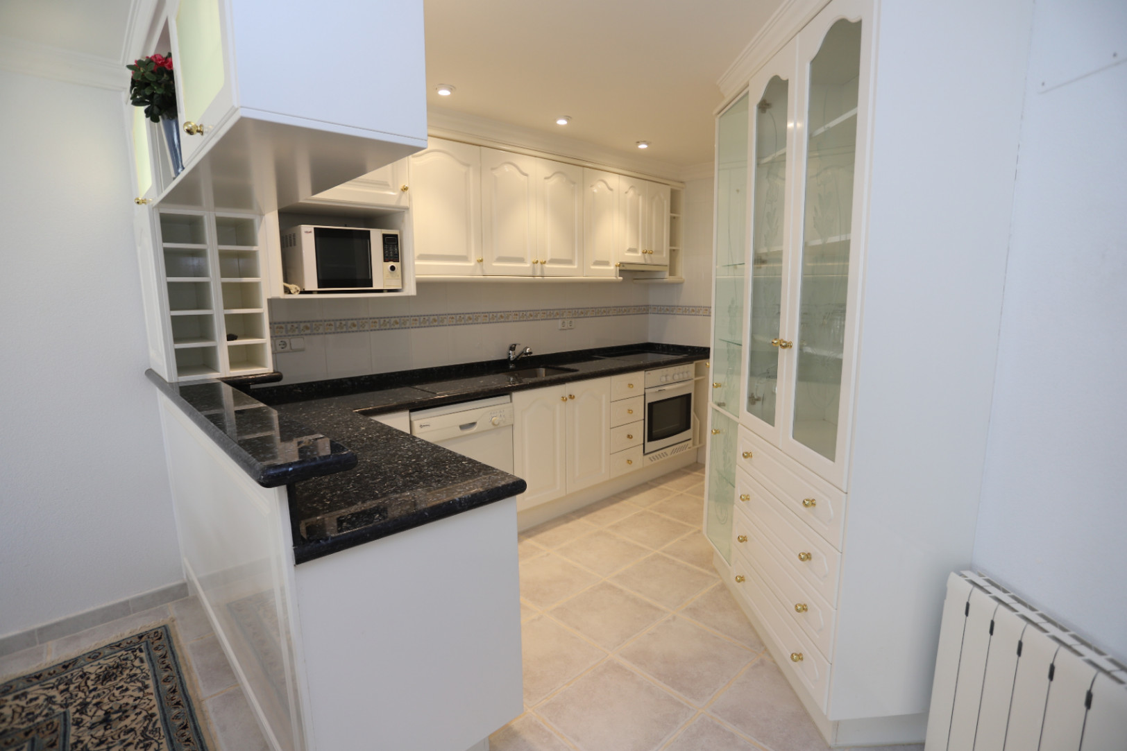 Villa impresionante, vistas al mar, apartamento independiente en Marquesa VI de Denia