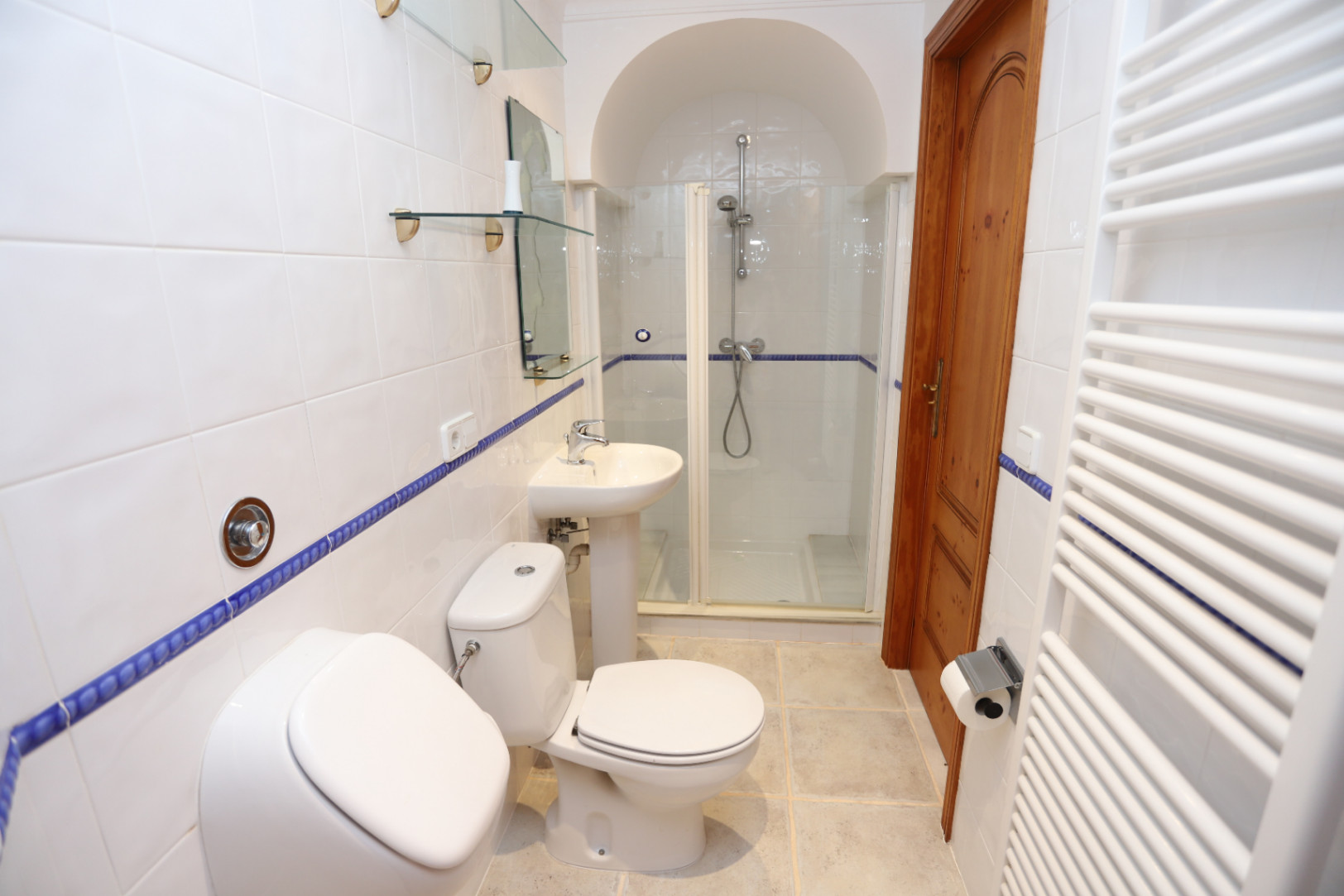 Villa impresionante, vistas al mar, apartamento independiente en Marquesa VI de Denia