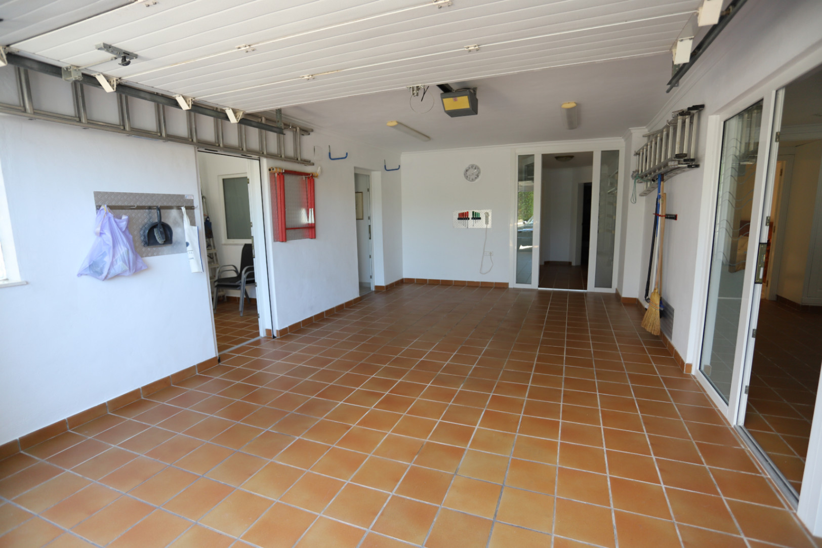 Villa impresionante, vistas al mar, apartamento independiente en Marquesa VI de Denia 