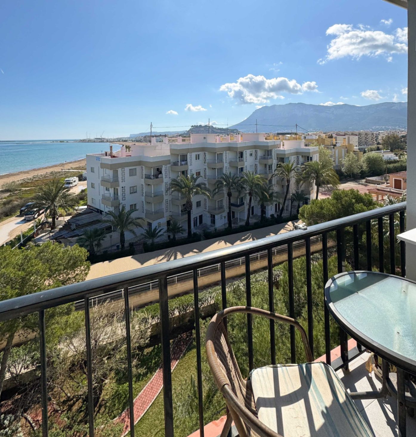 Apartamento frente al mar con vistas panorámicas en Dénia