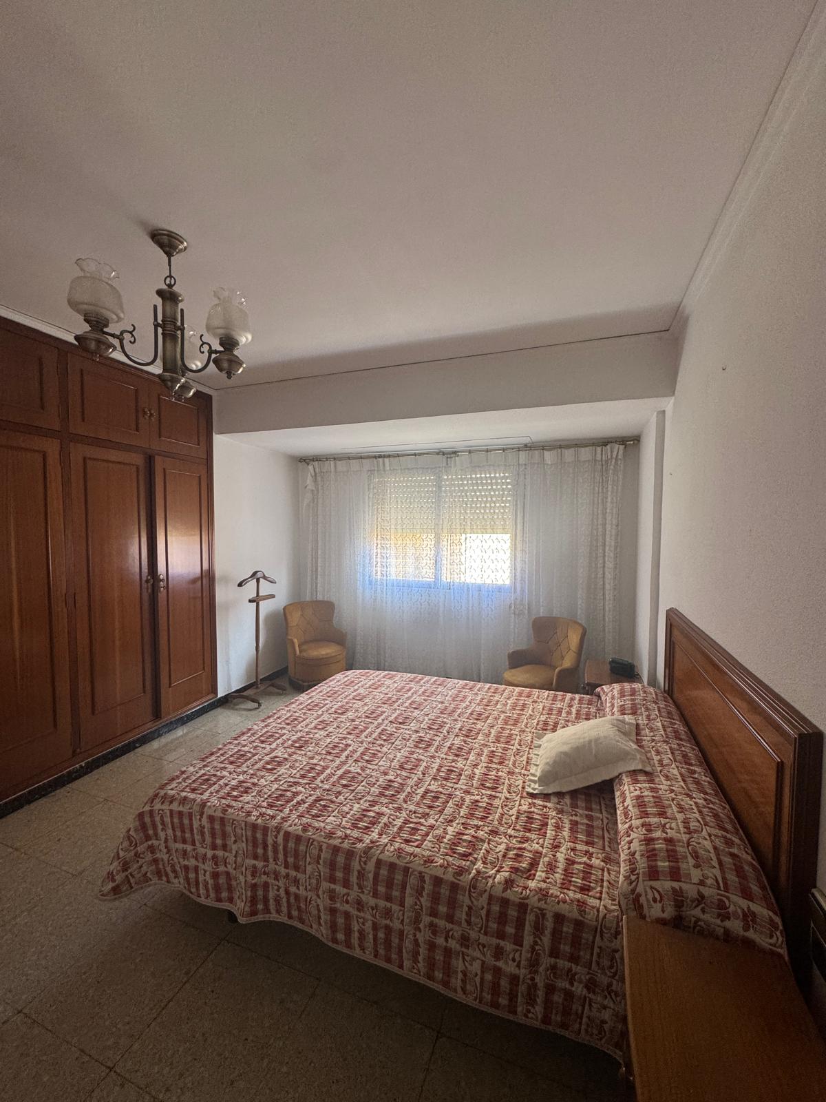 Piso en venta en Denia: 3 dormitorios y 2 baños