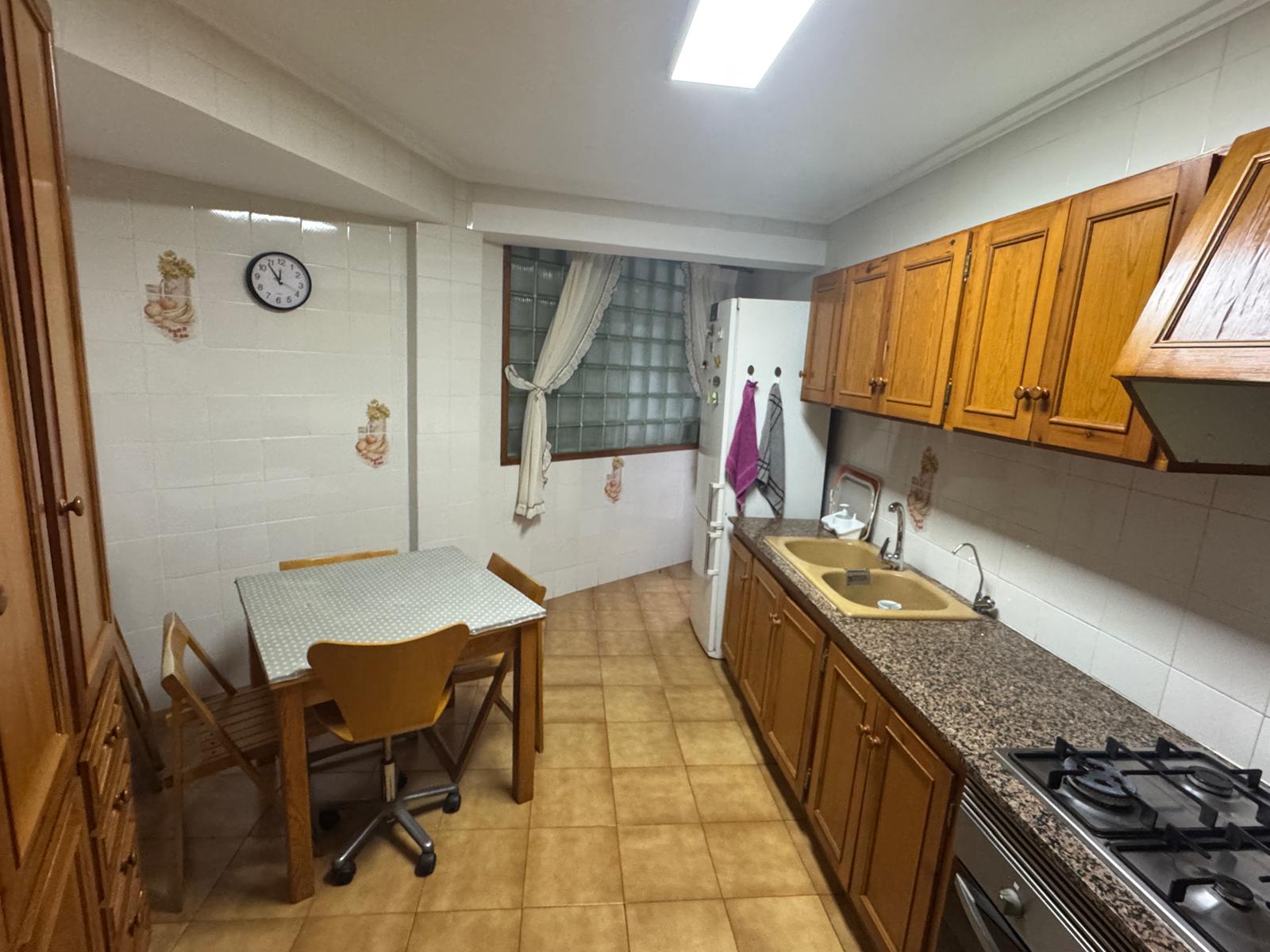 Piso en venta en Denia: 3 dormitorios y 2 baños