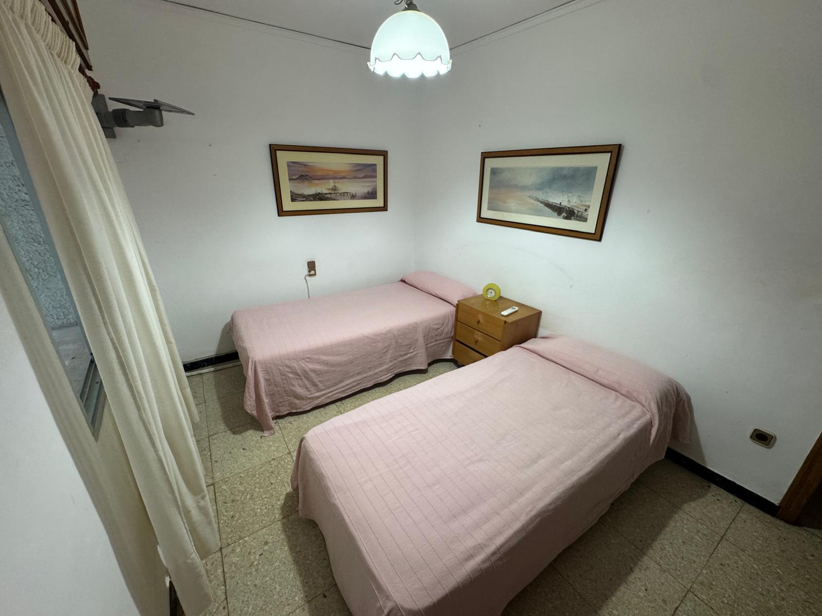 Piso en venta en Denia: 3 dormitorios y 2 baños