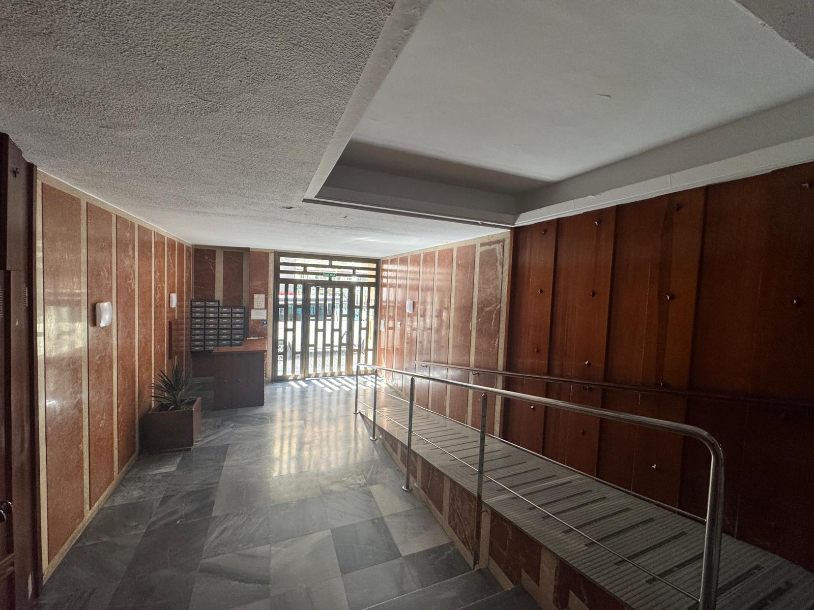 Piso en venta en Denia: 3 dormitorios y 2 baños