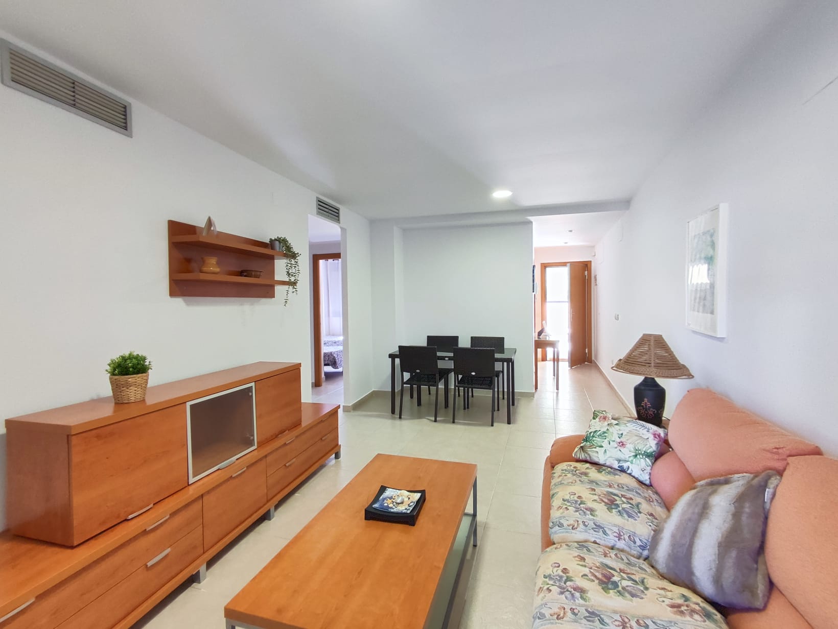 954 - Apartamento en planta baja con amplia terraza y excelentes zonas comunes en Dénia